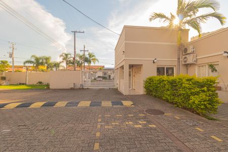 Casa de condomínio à venda com 122m², 3 quartos e 3 vagasPortaria