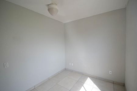 Quarto 1 de apartamento para alugar com 2 quartos, 42m² em Cerâmica, Nova Iguaçu