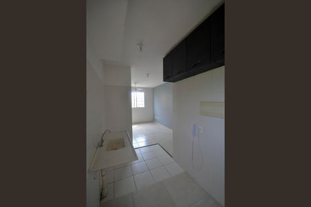 Cozinha e Área de Serviço de apartamento para alugar com 2 quartos, 42m² em Cerâmica, Nova Iguaçu