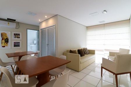 Apartamento à venda com 54m², 2 quartos e 1 vaga Apartamento à venda com 54m², 2 quartos e 1 vagaÁrea comum - Salão de festas