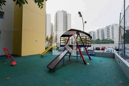 Apartamento à venda com 54m², 2 quartos e 1 vaga Apartamento à venda com 54m², 2 quartos e 1 vagaÁrea comum - Playground