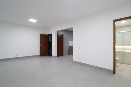 Apartamento para alugar com 151m², 3 quartos e 2 vagasSala
