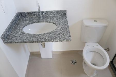 Apartamento para alugar com 31m², 1 quarto e sem vagaBanheiro