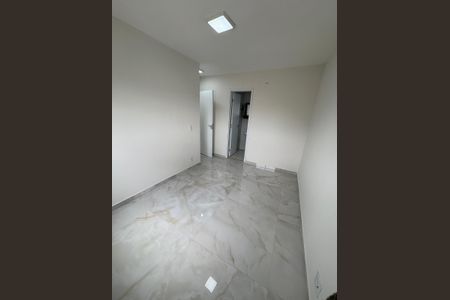 Quarto de apartamento para alugar com 2 quartos, 55m² em São Pedro, Osasco