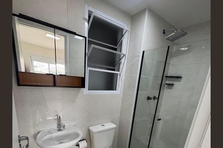 Banheiro  de apartamento para alugar com 2 quartos, 55m² em São Pedro, Osasco