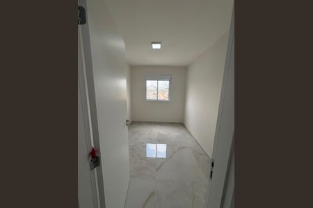 Quarto de apartamento para alugar com 2 quartos, 55m² em São Pedro, Osasco
