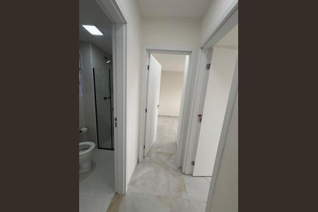 Corredor de apartamento para alugar com 2 quartos, 55m² em São Pedro, Osasco