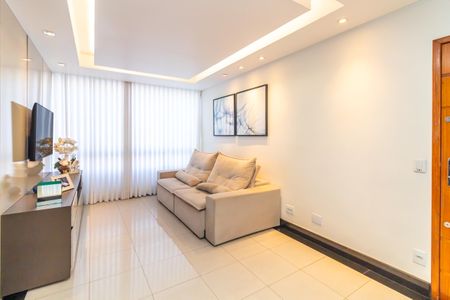 Apartamento à venda com 2 quartos, 65m² em Ipiranga, Belo Horizonte