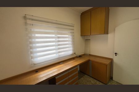 Casa para alugar com 326m², 3 quartos e 6 vagas Casa para alugar com 326m², 3 quartos e 6 vagasEscritório