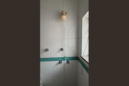 Casa para alugar com 326m², 3 quartos e 6 vagas Casa para alugar com 326m², 3 quartos e 6 vagasBanheiro da Suíte 2