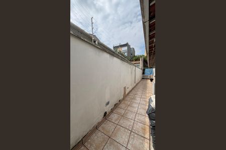 Casa para alugar com 326m², 3 quartos e 6 vagas Casa para alugar com 326m², 3 quartos e 6 vagasQuintal - Area de Serviço