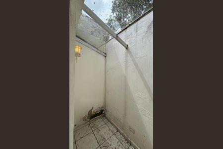 Casa para alugar com 326m², 3 quartos e 6 vagas Casa para alugar com 326m², 3 quartos e 6 vagasSuite 1 Varanda