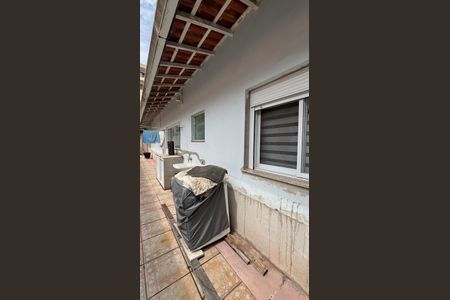 Casa para alugar com 326m², 3 quartos e 6 vagas Casa para alugar com 326m², 3 quartos e 6 vagasQuintal - Area de Serviço