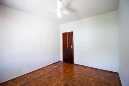 Casa para alugar com 130m², 2 quartos e 2 vagas Casa para alugar com 130m², 2 quartos e 2 vagasSuíte