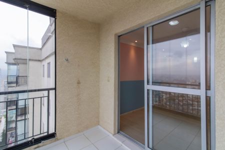 Apartamento para alugar com 60m², 2 quartos e 1 vaga Apartamento para alugar com 60m², 2 quartos e 1 vagaVaranda