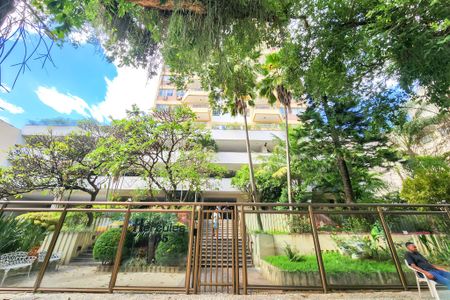 Apartamento à venda com 94m², 2 quartos e 1 vagaFachada 