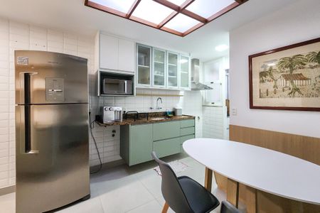 Apartamento à venda com 94m², 2 quartos e 1 vagaCozinha