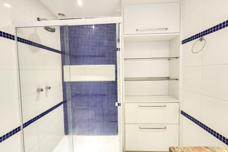 Apartamento à venda com 94m², 2 quartos e 1 vagaBanheiro Social 