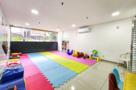 Apartamento à venda com 94m², 2 quartos e 1 vagaÁrea Comum - Brinquedoteca 