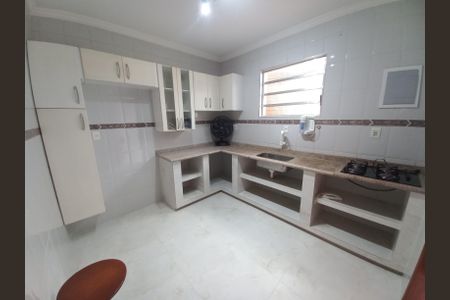 Casa para alugar com 65m², 2 quartos e 1 vagaCozinha