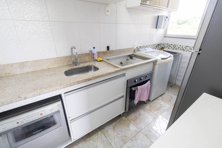 Apartamento para alugar com 49m², 2 quartos e 1 vagaCozinha e Área de Serviço