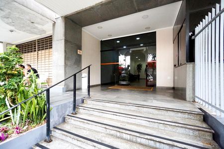 Apartamento à venda com 100m², 3 quartos e 1 vaga Apartamento à venda com 100m², 3 quartos e 1 vagaEntrada