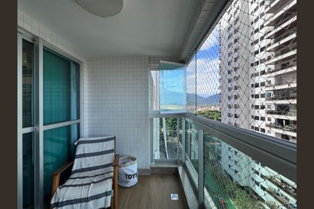 Apartamento à venda com 93m², 3 quartos e 2 vagasVaranda