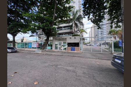 Apartamento à venda com 93m², 3 quartos e 2 vagasFachada