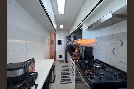 Apartamento à venda com 93m², 3 quartos e 2 vagasCozinha e Área de Serviço