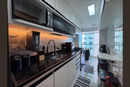 Apartamento à venda com 93m², 3 quartos e 2 vagasCozinha e Área de Serviço