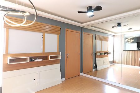 Sala de apartamento para alugar com 2 quartos, 45m² em Chácara das Pedras, Porto Alegre