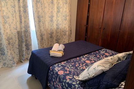 Quarto de apartamento para alugar com 1 quarto, 70m² em Boqueirão, Santos