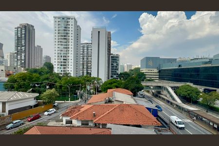 Vista da Sala de kitnet/studio para alugar com 1 quarto, 26m² em Pinheiros, São Paulo