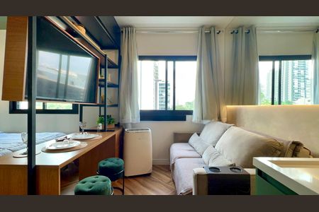 Sala de kitnet/studio para alugar com 1 quarto, 26m² em Pinheiros, São Paulo