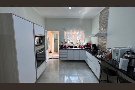 Casa à venda com 80m², 2 quartos e 1 vagaCozinha