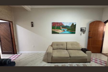 Casa à venda com 80m², 2 quartos e 1 vagaSala