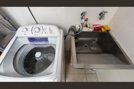 Casa à venda com 80m², 2 quartos e 1 vagaQuintal - Area de Serviço