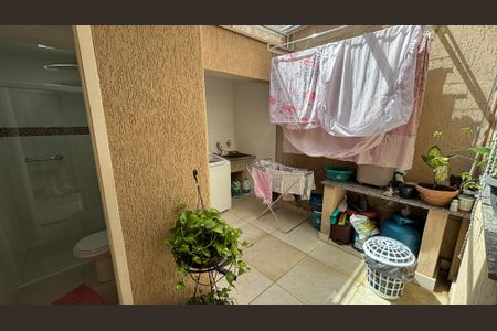 Casa à venda com 80m², 2 quartos e 1 vagaQuintal - Area de Serviço