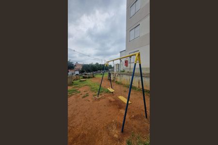 Apartamento para alugar com 49m², 2 quartos e 1 vaga Apartamento para alugar com 49m², 2 quartos e 1 vagaÁrea comum - Playground