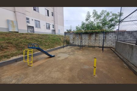 Apartamento para alugar com 49m², 2 quartos e 1 vaga Apartamento para alugar com 49m², 2 quartos e 1 vagaÁrea comum - Playground