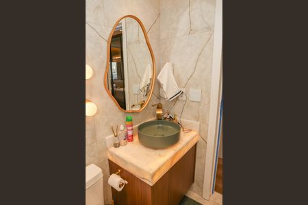 Apartamento à venda com 110m², 3 quartos e 2 vagasBanheiro da Suíte