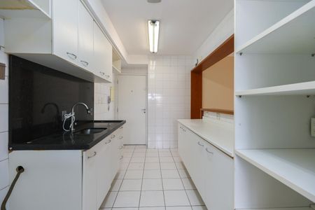 Apartamento à venda com 95m², 3 quartos e 2 vagasCozinha