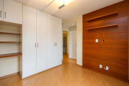 Apartamento à venda com 95m², 3 quartos e 2 vagasSuíte