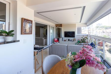 Apartamento à venda com 163m², 3 quartos e 3 vagasVaranda gourmet