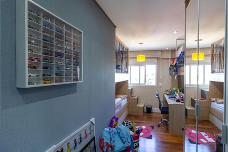 Apartamento à venda com 163m², 3 quartos e 3 vagasSuíte 1