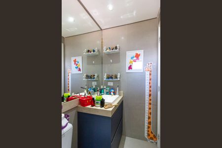 Apartamento à venda com 163m², 3 quartos e 3 vagasBanheiro da Suíte 1