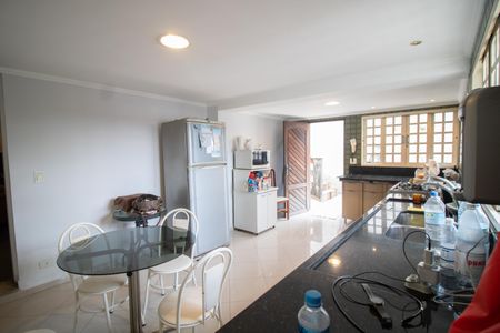 Casa à venda com 272m², 3 quartos e 1 vagaCOZINHA