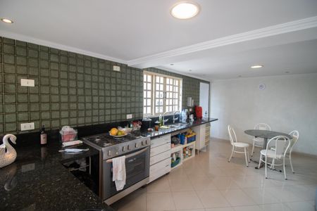 Casa à venda com 272m², 3 quartos e 1 vagaCOZINHA
