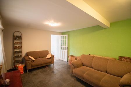 SALA de casa à venda com 3 quartos, 272m² em Parque Maria Domitila, São Paulo