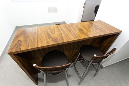 Apartamento para alugar com 35m², 2 quartos e sem vaga Apartamento para alugar com 35m², 2 quartos e sem vagaSala - Mesa e Cadeiras